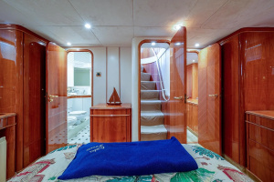OCTOBER PRINCESS 72ft Princess Yacht For Sale