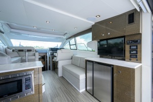 4th Quarter 46ft Cruisers Yacht For Sale