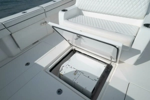 2022 Valhalla Boatworks V-37 thumbnail 6