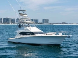 2004 Hatteras 54 Convertible thumbnail 1
