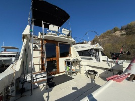 36ft Hatteras Yacht For Sale