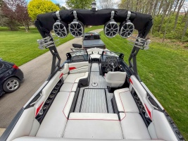 22ft Axis Yacht For Sale