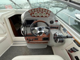 32ft Bayliner Yacht For Sale