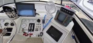 42ft Carver Yacht For Sale