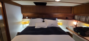 42ft Carver Yacht For Sale