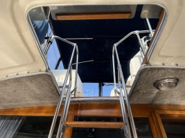 38ft Bayliner Yacht For Sale