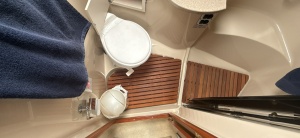 37ft Four Winns Yacht For Sale