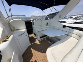 30ft Bayliner Yacht For Sale