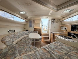 30ft Bayliner Yacht For Sale