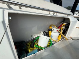 32ft Four Winns Yacht For Sale