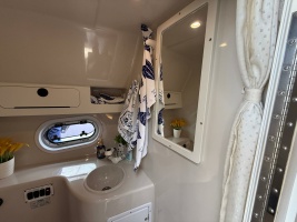 32ft Four Winns Yacht For Sale