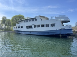 84ft Custom Yacht For Sale