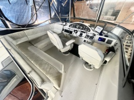 35ft Bayliner Yacht For Sale