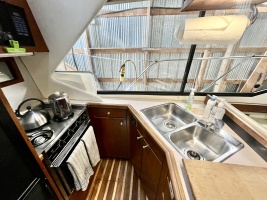 35ft Bayliner Yacht For Sale