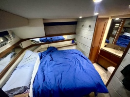 35ft Bayliner Yacht For Sale