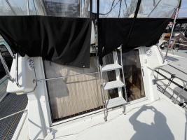 32ft Carver Yacht For Sale