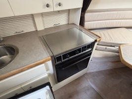 32ft Carver Yacht For Sale