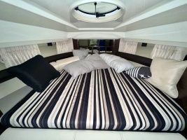 32ft Monterey Yacht For Sale