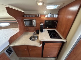 32ft Rinker Yacht For Sale