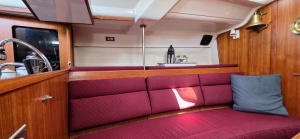 37ft Hunter Yacht For Sale