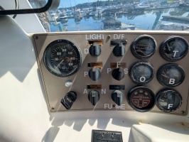 32ft Carver Yacht For Sale