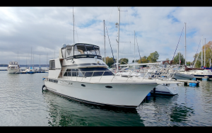 48ft Carver Yacht For Sale
