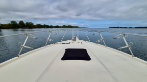 48ft Carver Yacht For Sale
