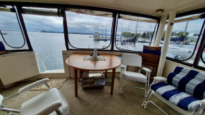 48ft Carver Yacht For Sale