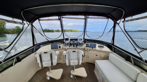 48ft Carver Yacht For Sale