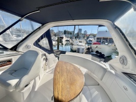 30ft Regal Yacht For Sale