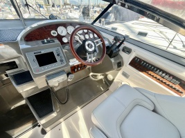 30ft Regal Yacht For Sale