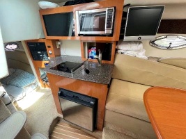 27ft Maxum Yacht For Sale