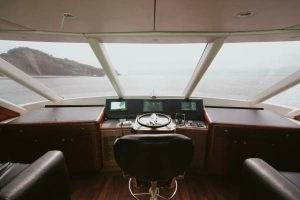 1996 Oceanfast 87 Enclosed Bridge Sportfish thumbnail 4