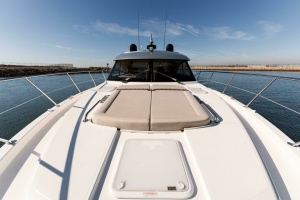 VENTURES64 48ft Riviera Yacht For Sale