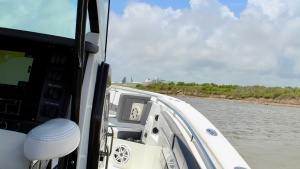 Photo 7424639 for 2020 Blackfin 332 Center Console Got Tuna Starboard Side with Helm View