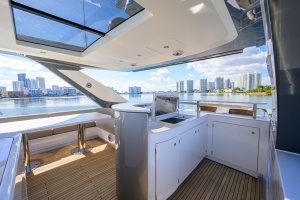DT78 78ft Azimut Yacht For Sale