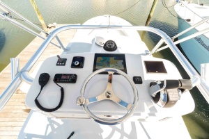 FLYING LOW 41ft Custom Carolina Yacht For Sale