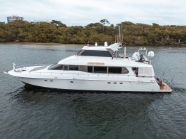 DARE TO DREAM 76ft Lazzara Yachts Yacht For Sale