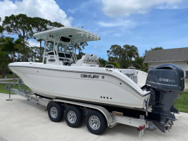INTENSITY 2 29ft Century Yacht For Sale