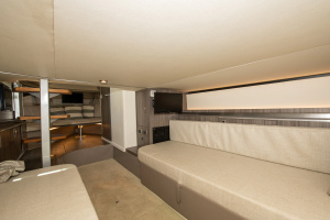 32ft Sea Ray Yacht For Sale