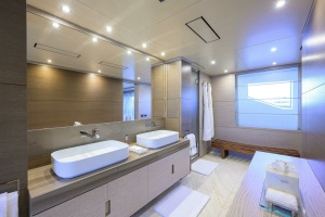 132ft Benetti Yacht For Sale