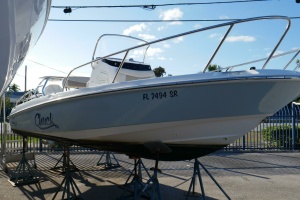 21ft Boston Whaler Yacht For Sale