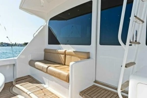 2003 Viking 48 Convertible thumbnail 7
