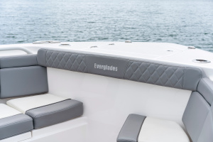 OUR TRADE 39ft Everglades Yacht For Sale