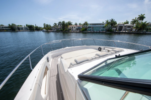 32ft Sea Ray Yacht For Sale