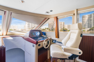 Aphrodite 80ft Lazzara Yachts Yacht For Sale