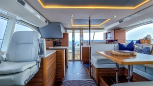Going Around 44ft Aquila Yacht For Sale