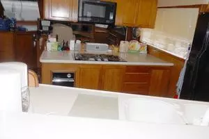 Blue Nova 1991 Vantare Cockpit Motor Yacht Yacht For Sale in  FL
