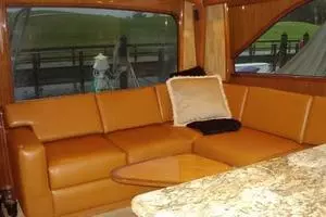  2007 Viking Enclosed Bridge Yacht For Sale in Higuerote 