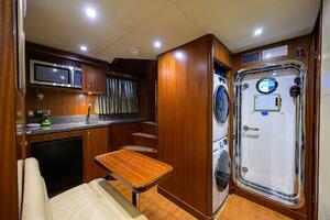 CLAYPEN 90ft Ocean Alexander Yacht For Sale
